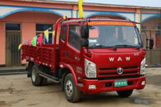 奥驰A3 3.85米排半栏板轻卡