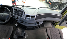 欧曼GTL超能版驾驶室