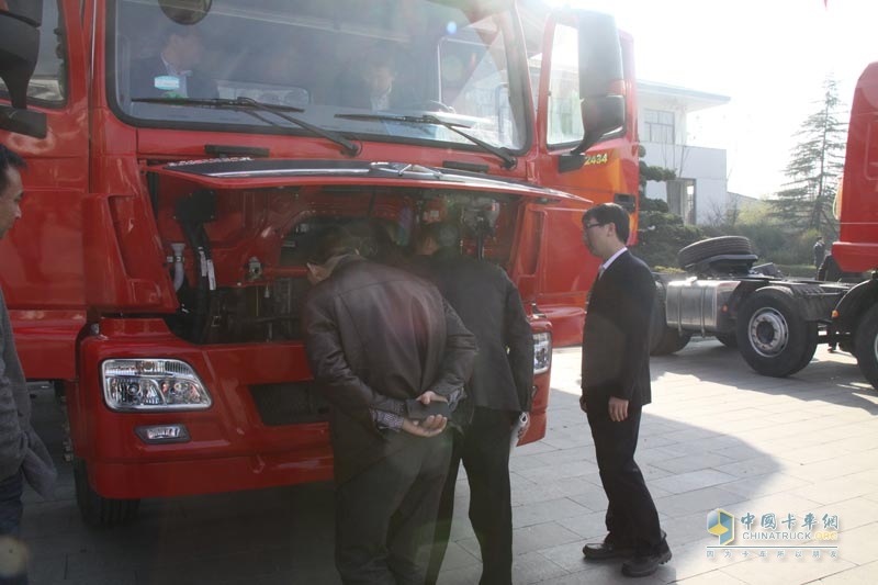 北奔重汽举行V3M轻量化万博体育app下载入口
产品体验活动