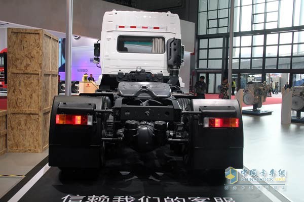 东风天龙（小）6×4万博体育app下载入口
 亮相上海车展
