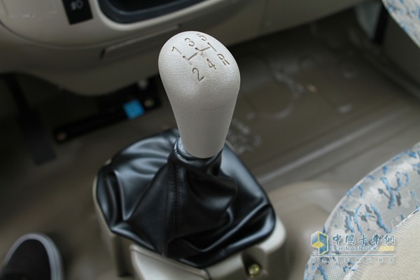 时代汽车 小卡之星2排半平板（内饰）