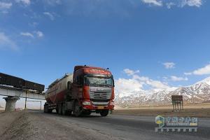 青藏线上追联合 联合卡车U420夺冠表现