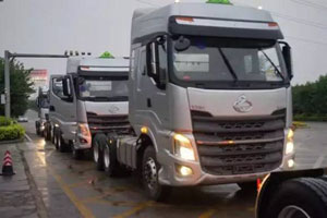 东风柳汽乘龙H7送车记 穿越2000多公里来见你