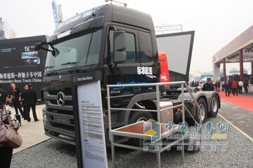奔驰 Actros重卡 460马力 6X2 万博体育app下载入口
(后提升桥)