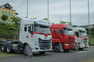 乘龙H7与客户携手共赢