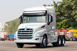 新标要来了 看乘龙T7长头卡车抢占市场先机