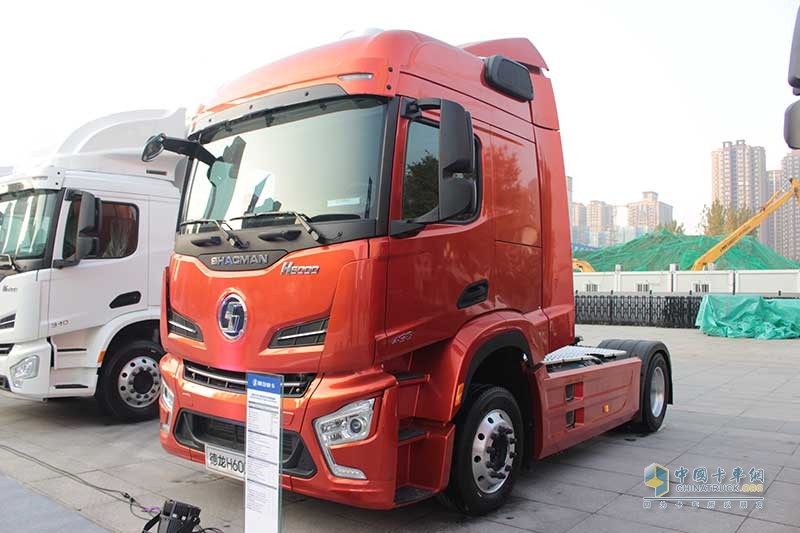 陕汽重卡 德龙H6000 4×2 430马力 万博体育app下载入口
