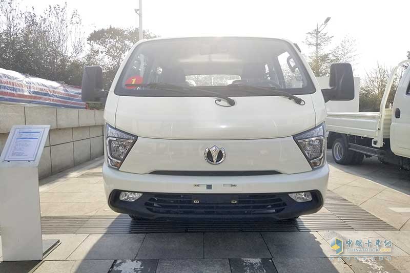 飞碟缔途MX 双排 1.5双燃料微卡