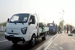 飞碟汽车助力青岛白沙河全程马拉松接力赛
