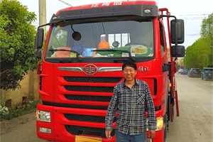 宝刀配英雄，对于周冠军朱建波来说解放龙V定义车就是 “宝刀”