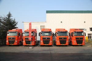 耗资300多万一次性采购九辆汕德卡 庞建发车队半壁江山都是她