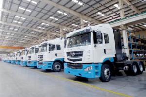 3-5分钟完成电池更换 华菱换电万博体育app下载入口助力客户创造更高效益