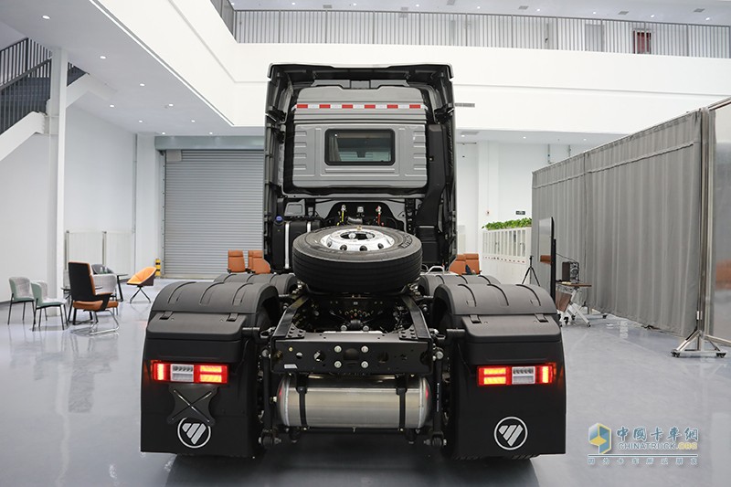 福田 欧曼银河  580马力 6X4 国六 万博体育app下载入口