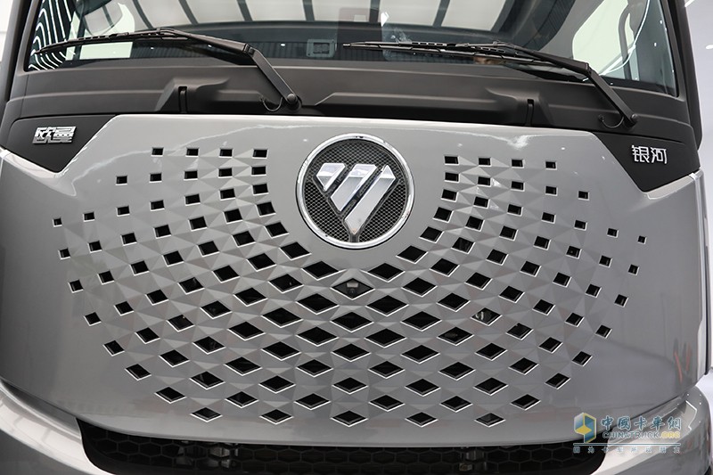 福田 欧曼银河  580马力 6X4 国六 万博体育app下载入口