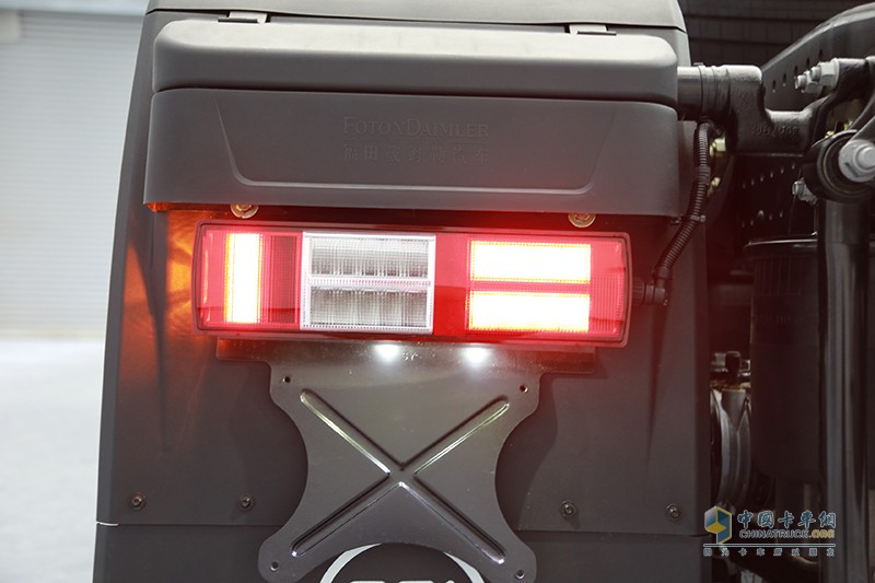 福田 欧曼银河  580马力 6X4 国六 万博体育app下载入口