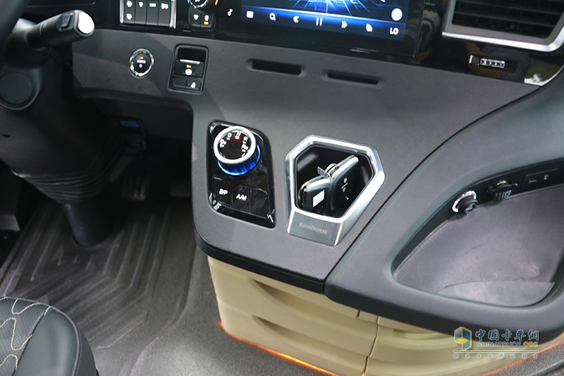 福田 欧曼银河  580马力 6X4 国六 万博体育app下载入口