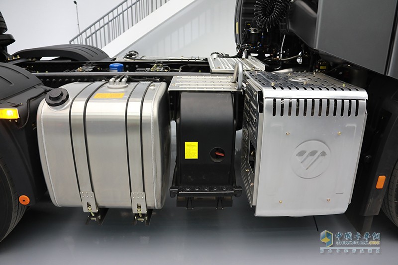 福田 欧曼银河  580马力 6X4 国六 万博体育app下载入口