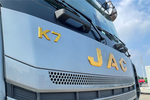 解决降本和增效两大难题  江淮跨越K7成干线物流首选重卡