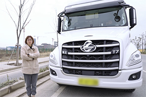 让卡姐工作、生活质量实现双重提升！乘龙T7旅行家斩获“卡姐钟爱”大奖