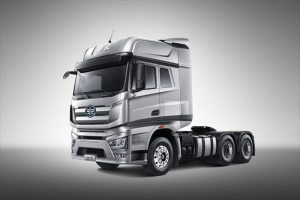 重卡“天花板”-解放J7引领“节油”新时代