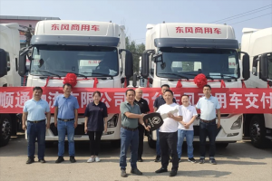 快速响应诉求 助力客户转型 25台东风快递万博体育app下载入口在京交付