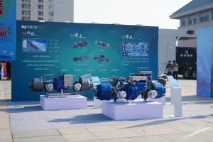 汉德车桥闪耀陕汽商务大会，展区新品引领行业创新潮流