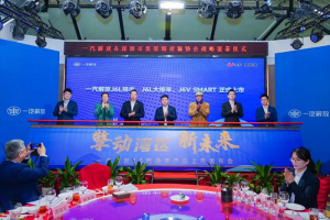 2025产品大年！解放港运产品率先亮剑-J6L排半、J6L大排半、J6V SMART“三箭齐发”