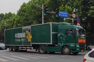 护航梦想征途，礼赞锦绣未来！中国重汽为万千学子高考加油！