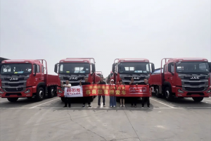 聚力共赢 携手前行！江淮格尔发重卡6×2载货车首批交付