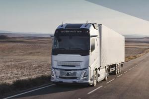 首发！沃尔沃卡车2025绿色驾驶学院新增“TIR跨境运输”专项课！