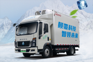 HOWO新能源冷藏车：让每一口冷饮，从工厂到冰柜始终“冰爽十足”