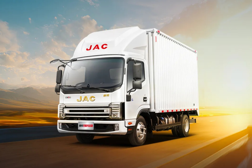 帅铃全能PLUS版：劲省强靓静久，六维全能重塑轻卡价值