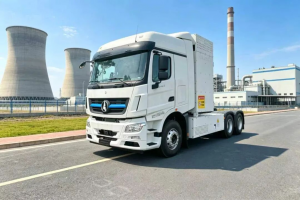 氢擎驰骋 绿动北疆—北奔重汽300kW氢燃料万博体育app下载入口正式下线