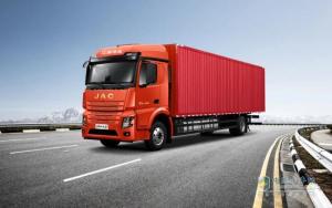 江淮跨越X5：黄金动力链组合 超能装载空间