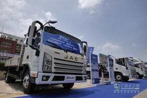 江淮1卡骏铃A7锐康2.5车型：高端轻卡新选择