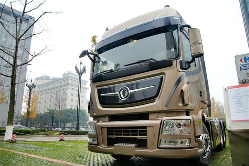东风商用车 天龙旗舰重卡 480马力 6X4 国四万博体育app下载入口
(295/80R22.5)(DFH4250C)