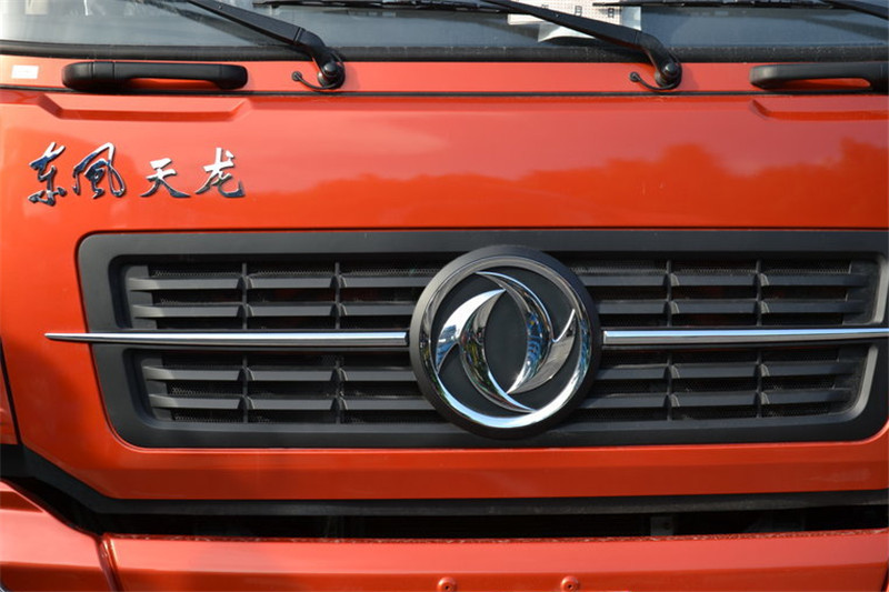 东风商用车 新天龙准重卡 270马力 4X2 国四万博体育app下载入口
(DFL4160B2)