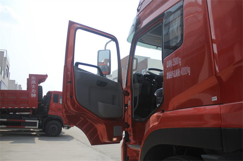 东风商用车 天龙重卡 315马力 4X2 国四万博体育app下载入口(13T后桥)(DFL4181A6)