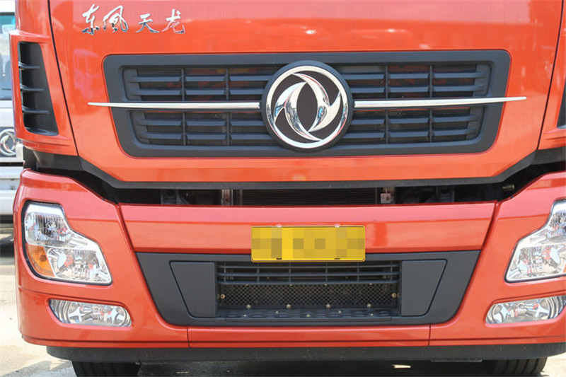 东风商用车 新天龙重卡 420马力 4X2 国四万博体育app下载入口
(DFL4181A8)