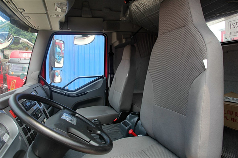 一汽解放 J6M重卡 350马力 4X2 国四万博体育app下载入口(CA4180P63K2AE4)