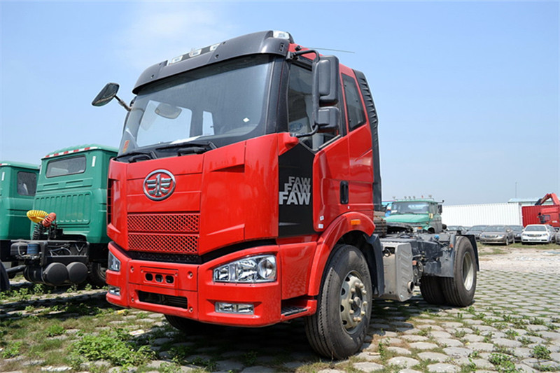 一汽解放 J6M准重卡 2013款 260马力 4X2 国四万博体育app下载入口底盘(CA4180P63K1E4)