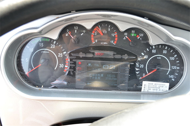 一汽解放 J6M准重卡 2013款 260马力 4X2 国四万博体育app下载入口底盘(CA4180P63K1E4)