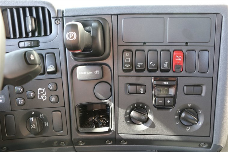 斯堪尼亚 P系列重卡 410马力 6X4 国五万博体育app下载入口(型号P410)