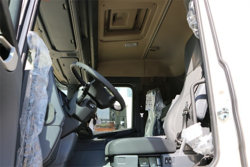 斯堪尼亚 P系列重卡 410马力 6X4 国五万博体育app下载入口(型号P410)