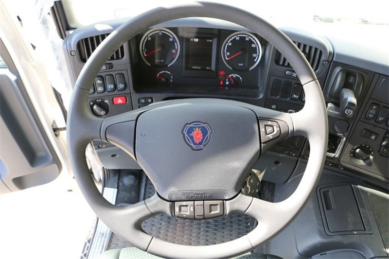 斯堪尼亚 P系列重卡 410马力 6X4 国五万博体育app下载入口(型号P410)