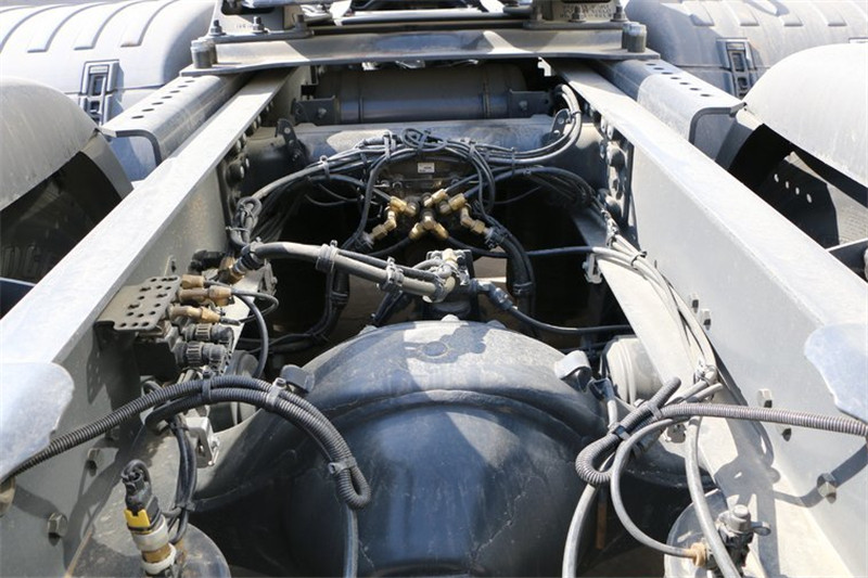 斯堪尼亚 P系列重卡 410马力 6X4 国五万博体育app下载入口(型号P410)斯堪尼亚 P系列重卡 410马力 6X4 国五万博体育app下载入口(型号P斯堪尼亚 P系列重卡 410马力 6X4 国五万博体育app下载入口(型号P410)410)