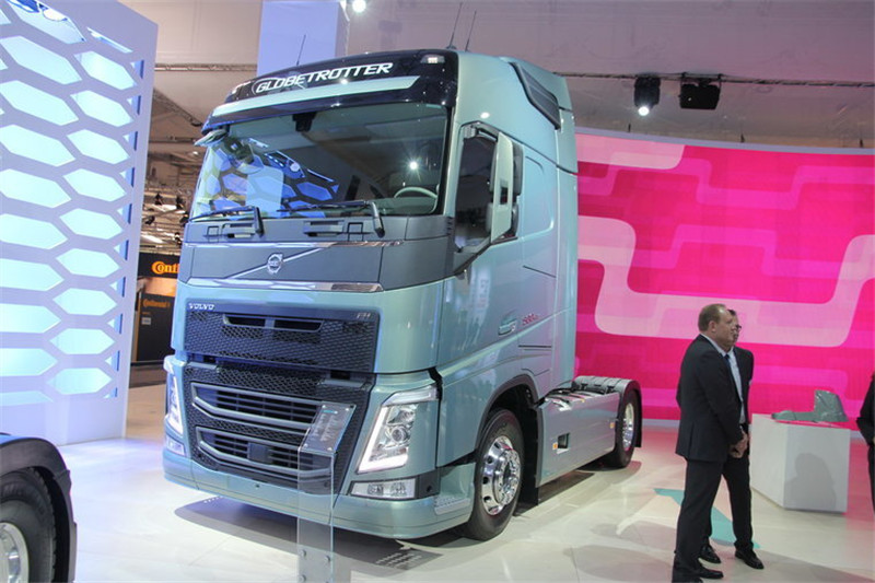 沃尔沃 新FH重卡 500马力 4X2 国五万博体育app下载入口