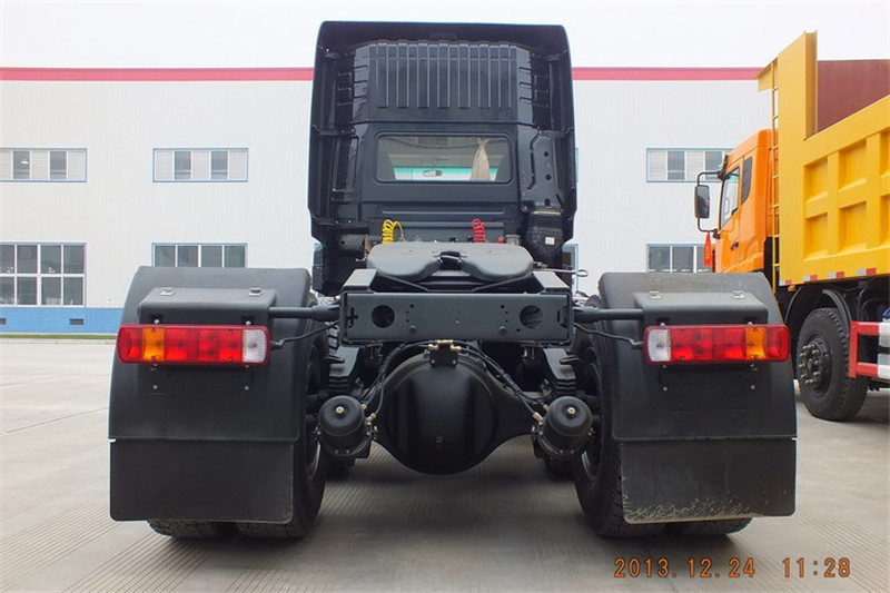 重汽王牌 W5G重卡 375马力 6X4 国四万博体育app下载入口(CDW4250A1T4)