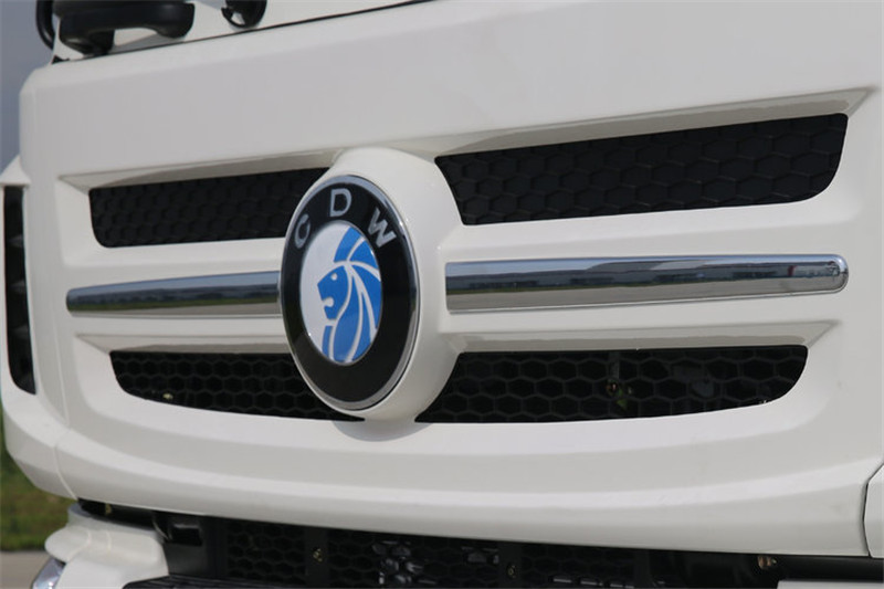 重汽王牌 W5B重卡 340马力 6X4 国五万博体育app下载入口(12档)(CDW4250A1T5)