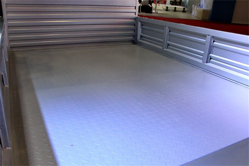 重汽王牌 W1系 68马力 2.8米 国四双排栏板载货微卡(CDW1030S5M4)